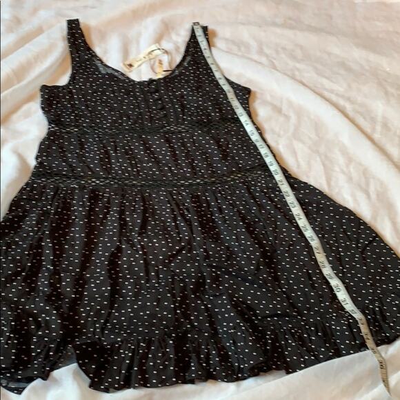 Willow and Clay polka dot and mesh sleeveless ruffled hem dress, medium - Picture 7 of 10